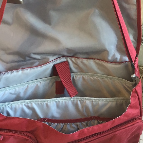 ‘embark’ Roomy Messenger Bag (#7) - Picture 5 of 9